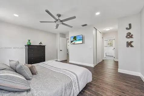 11712 SW 1st Street Coral Springs FL 33071