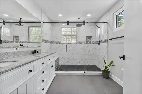 11712 SW 1st Street Coral Springs FL 33071
