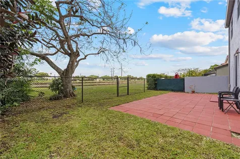 11712 SW 1st Street Coral Springs FL 33071