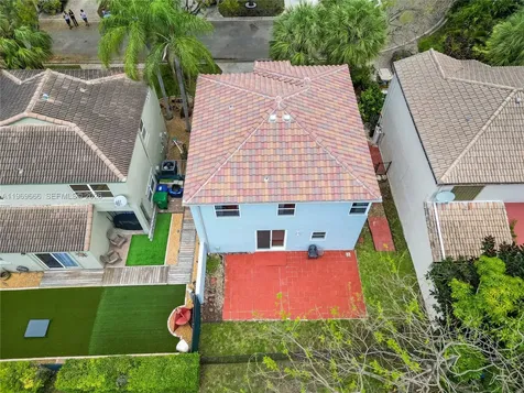11712 SW 1st Street Coral Springs FL 33071