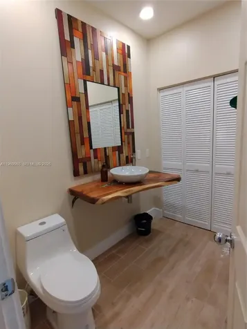 18243 Blue Lake Way Boca Raton FL 33498
