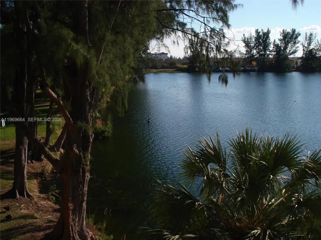 10090 NW 80 Court Hialeah Gardens FL 33016