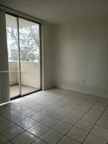 10090 NW 80 Court Hialeah Gardens FL 33016