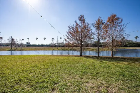 2668 Country Golf Drive Wellington FL 33414