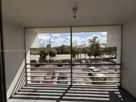 4255 N University Drive Sunrise FL 33351