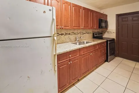 2424 NW 52nd Avenue Lauderhill FL 33313