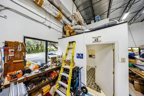 3718 SW 30th Avenue Hollywood FL 33312