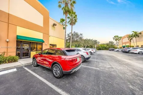 3718 SW 30th Avenue Hollywood FL 33312