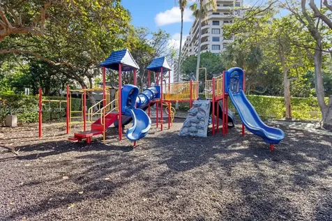 151 Crandon Boulevard Key Biscayne FL 33149
