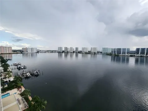 18100 N Bay Road Sunny Isles Beach FL 33160