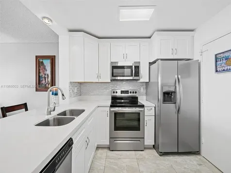 401 NE 14th Avenue Hallandale Beach FL 33009