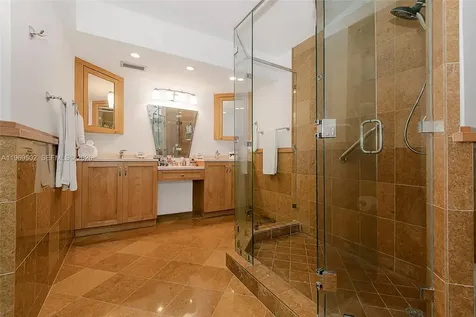 6423 Collins Avenue Miami Beach FL 33141