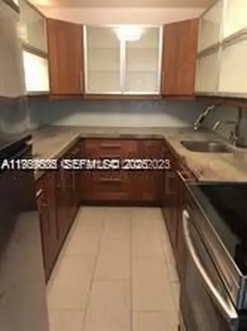 6969 Collins Avenue Miami Beach FL 33141