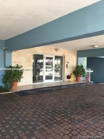6969 Collins Avenue Miami Beach FL 33141