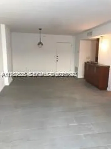 6969 Collins Avenue Miami Beach FL 33141