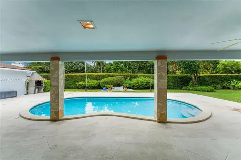 7451 SW 133rd Street Pinecrest FL 33156