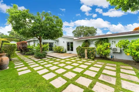 7451 SW 133rd Street Pinecrest FL 33156
