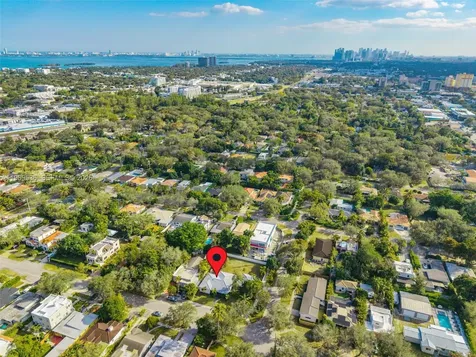 312 NE 90th Street El Portal FL 33138