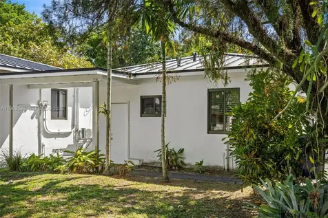 312 NE 90th Street El Portal FL 33138