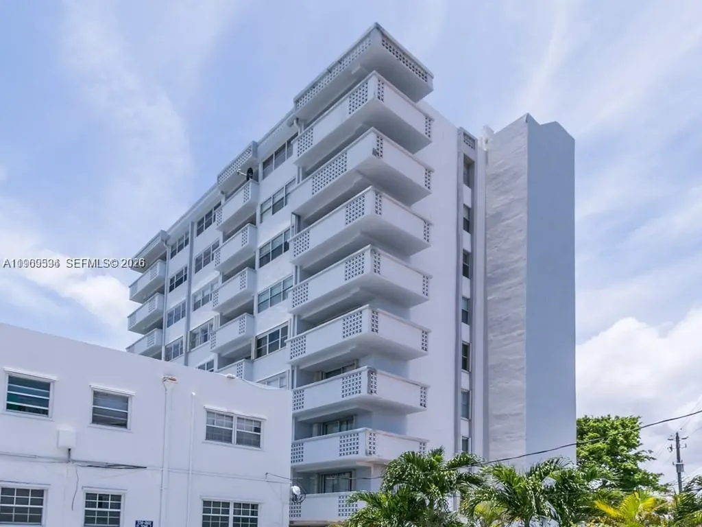 7118 Bonita Drive Miami Beach FL 33141