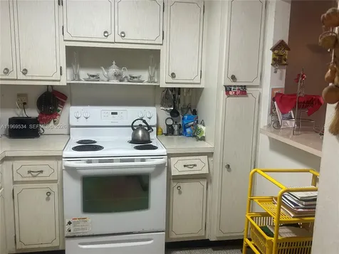 7118 Bonita Drive Miami Beach FL 33141