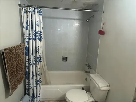 7118 Bonita Drive Miami Beach FL 33141