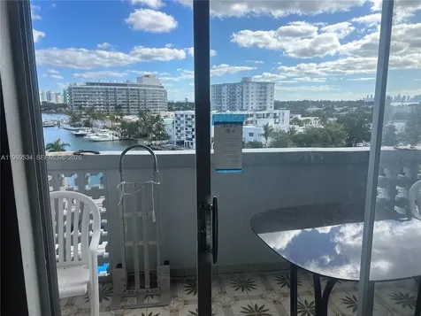 7118 Bonita Drive Miami Beach FL 33141