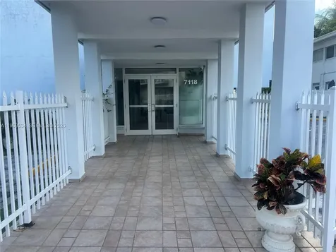 7118 Bonita Drive Miami Beach FL 33141