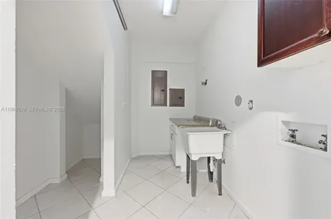 2455 Greenbrier Court Weston FL 33327