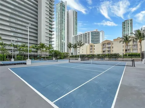 480 NE 31st Street Miami FL 33137