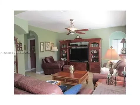 9468 SW 221st Lane Cutler Bay FL 33190