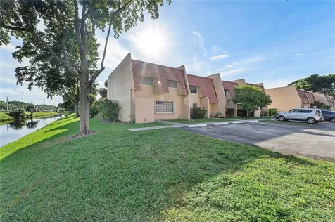 34 Meacham Lane Tamarac FL 33319