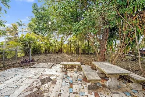 546 NW 8th Avenue Homestead FL 33030