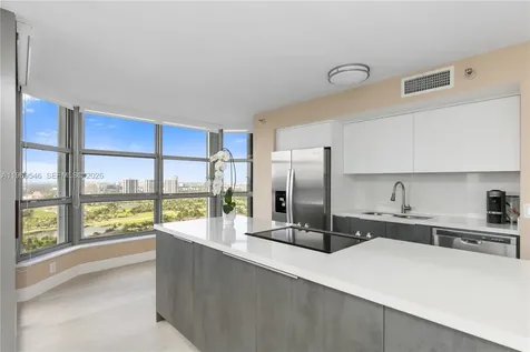 3500 Mystic Pointe Drive Aventura FL 33180