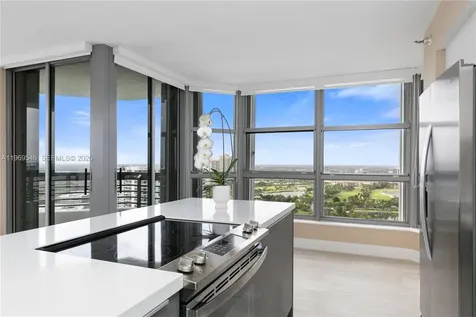 3500 Mystic Pointe Drive Aventura FL 33180