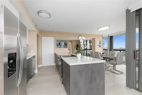 3500 Mystic Pointe Drive Aventura FL 33180