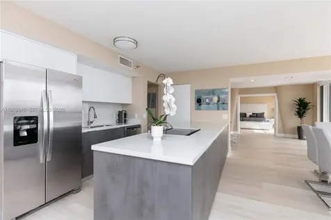 3500 Mystic Pointe Drive Aventura FL 33180