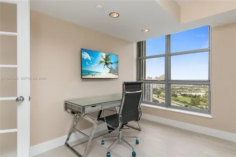3500 Mystic Pointe Drive Aventura FL 33180