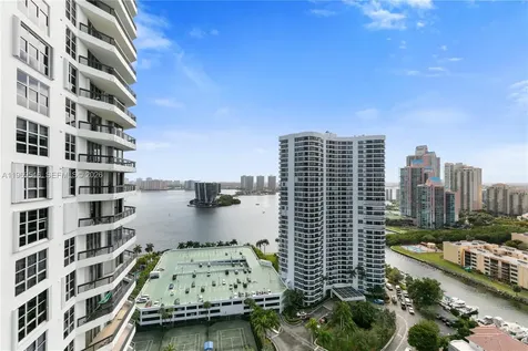 3500 Mystic Pointe Drive Aventura FL 33180