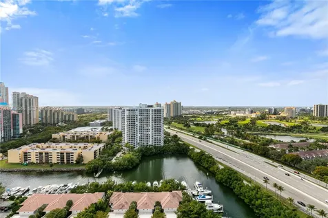 3500 Mystic Pointe Drive Aventura FL 33180