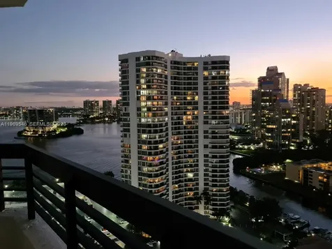 3500 Mystic Pointe Drive Aventura FL 33180