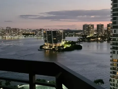 3500 Mystic Pointe Drive Aventura FL 33180