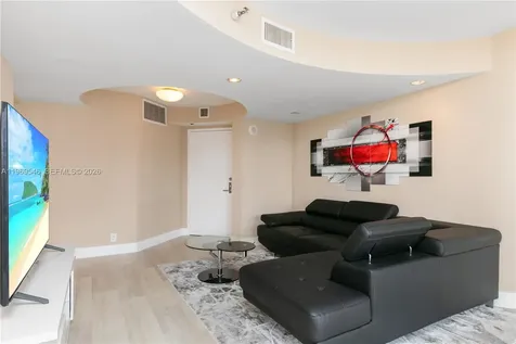 3500 Mystic Pointe Drive Aventura FL 33180