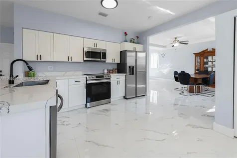 972 NE 36th Avenue Homestead FL 33033