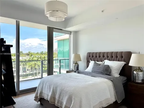 350 Ocean Drive Key Biscayne FL 33149