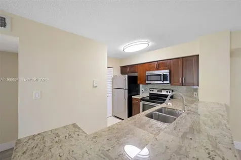 Hollywood FL 33021