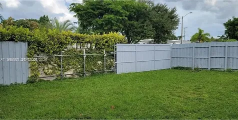 10835 SW 41st Terrace Miami FL 33165