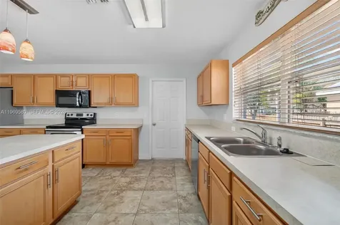 6762 NW Daffodil Lane Port St. Lucie FL 34983
