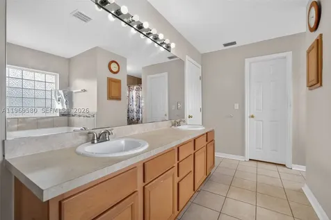 6762 NW Daffodil Lane Port St. Lucie FL 34983