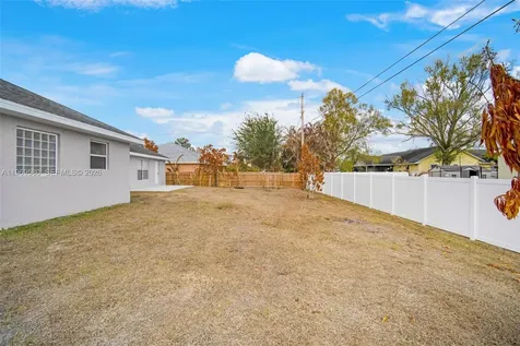 6762 NW Daffodil Lane Port St. Lucie FL 34983